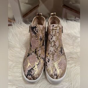 Metallic Gold Snake Skin Wedge Sneakers -7.5 womens